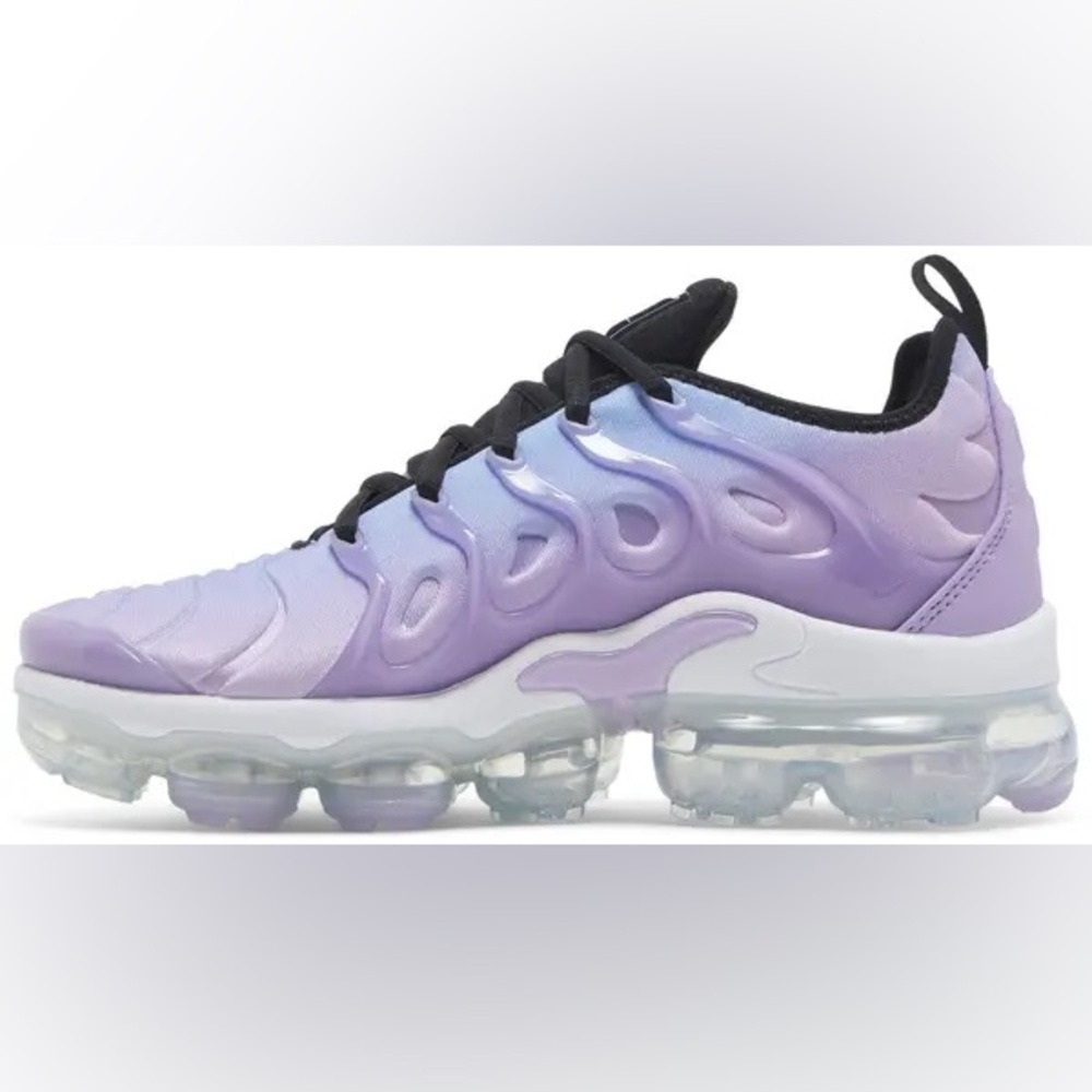 Nike Air VaporMax Plus - size 7